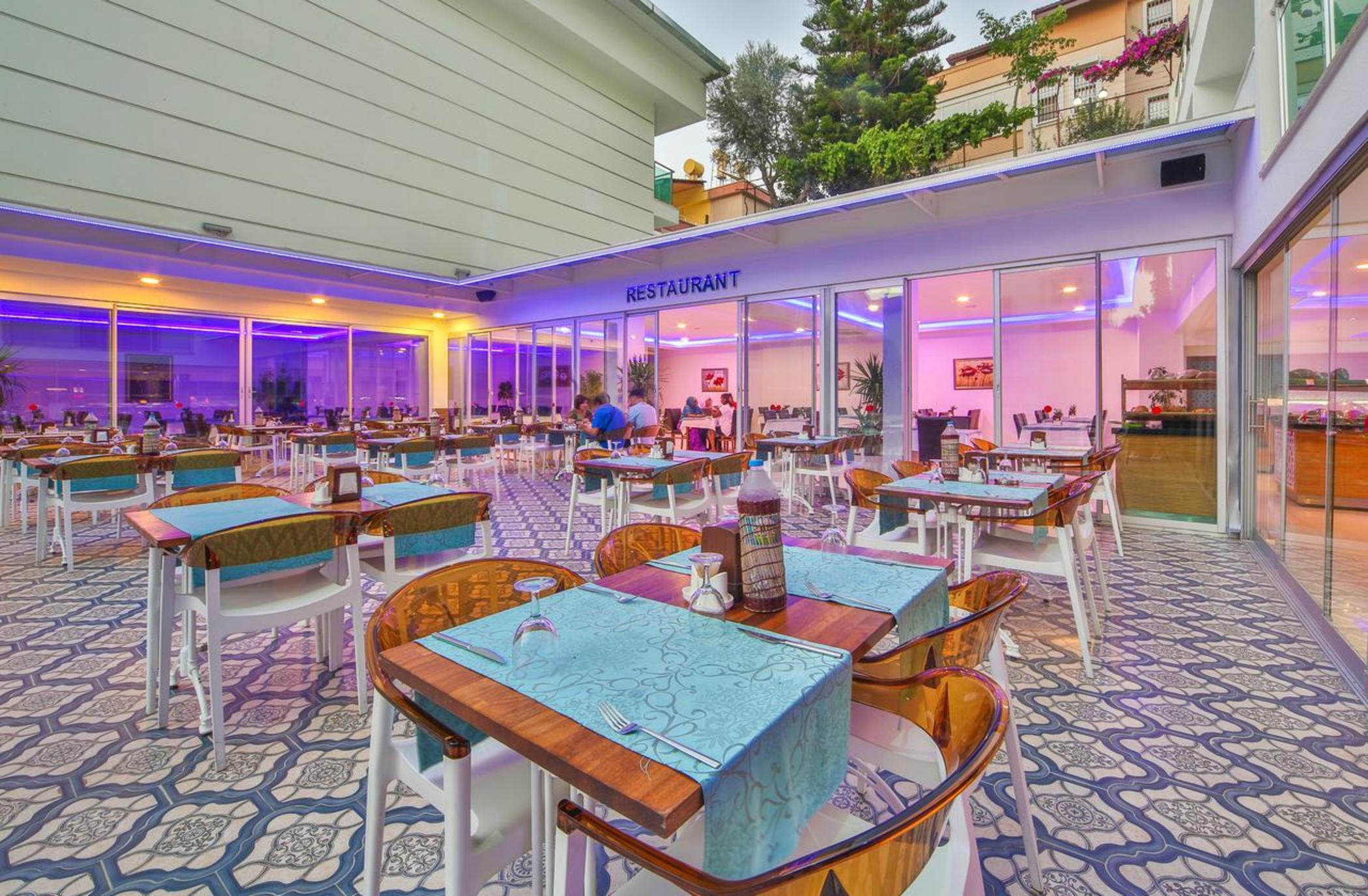 Kleopatra Atlas Hotel - Adults Only Alanya Exteriör bild