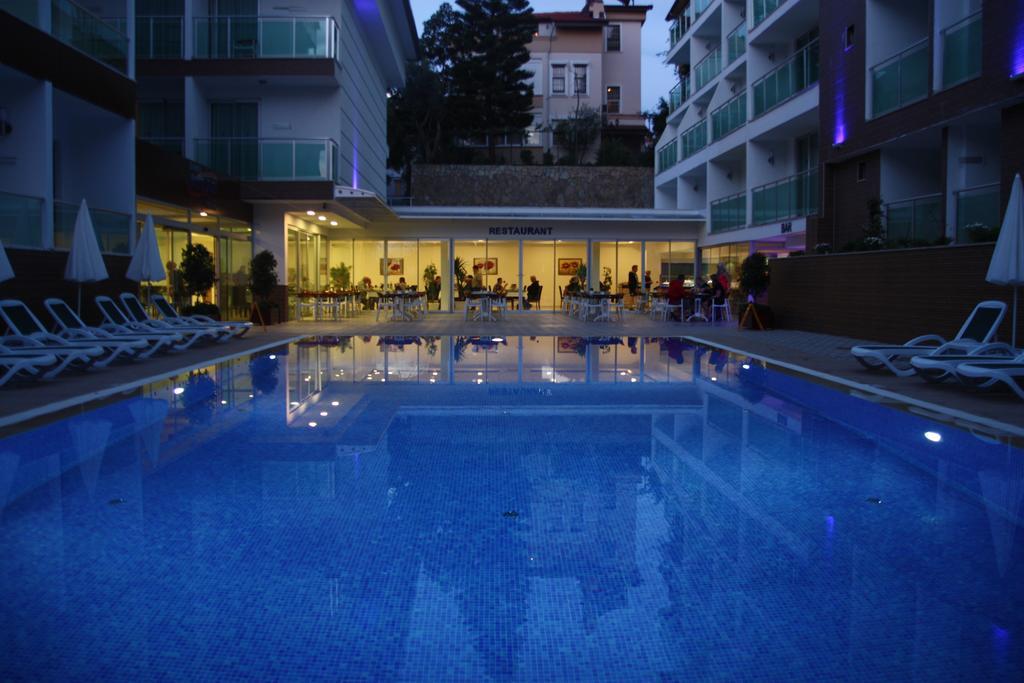 Kleopatra Atlas Hotel - Adults Only Alanya Exteriör bild